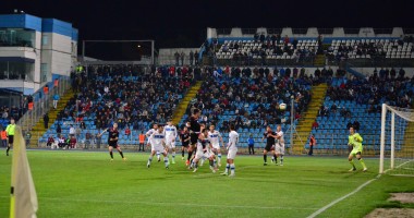 Fotbal / Rapidul a învins Viitorul în inferioritate numerică / Galerie foto - 10