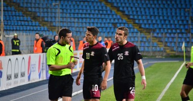 Fotbal / Rapidul a învins Viitorul în inferioritate numerică / Galerie foto - 15