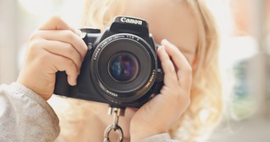 Stire din Cultură-Educație : Vernisajul unei expoziții de fotografie "Trup și suflet"