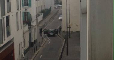 FOTO și VIDEO! MASACRU ÎN PARIS! 12 morți într-un atac cu arme Kalașnikov, la un ziar. Franța, în alertă teroristă maximă - UPDATE - 8