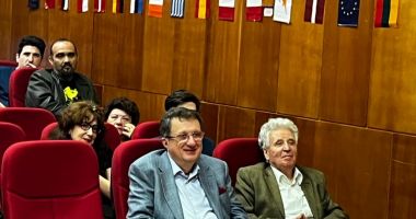 Colegiul Național "Mircea cel Bătrân" Constanța: Pe scenă, altă generație de matematicieni - 5