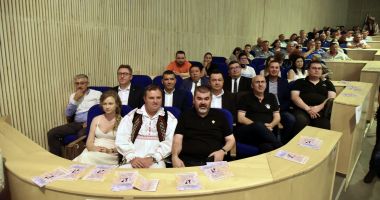 FOTO. Spectacol cu invitaţi de seamă şi dansuri tradiționale tătărești, la Constanţa. "A fost un adevărat maraton artistic" - 7