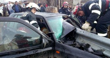 TRAGEDIE RUTIERĂ! Un tânăr a murit, după ce mașina în care se afla a intrat într-un parapet - 2