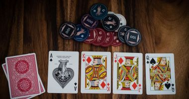 Jocul de poker ne poate ajuta să luăm decizii corecte și în viață sau în afaceri - 2