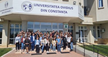 Elevi din Tulcea în vizită la Universitatea ”Ovidius”