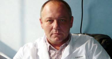 Stire din Eveniment : Șeful Clinicii de Chirurgie Cardiovasculară din cadrul Spitalului Județean Constanța, PRINS în FLAGRANT când cerea mită