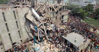 Stire din Actualitate : Tragedia din Bangladesh: Proprietarul imobilului în care au murit SUTE de oameni, ARESTAT!