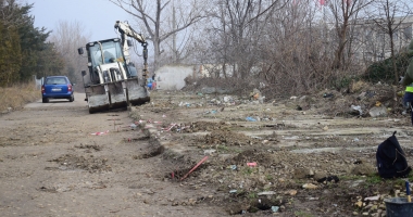 GALERIE FOTO / Vă place cum arată Constanța? Soluția Armatei: garduri de beton și sârmă ghimpată sub nas, în civilizația lui 2018 - 5