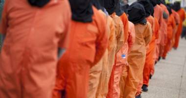Stire din Actualitate : TORTURA practicată de CIA / "Scuzați-mă, dar acest raport est plin de prostii"