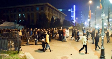 Stire din Social : PROTESTE DE AMPLOARE LA CONSTANȚA. ANGAJAȚII OPC IES ÎN STRADĂ