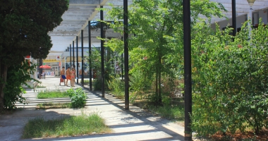 "Perla" rușinii în Mamaia. Cum a ajuns boemul complex plin de artiști o ruină plină de bălării - 3