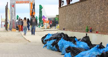 Galerie foto. Au trecut vandalii! Haos pe plaje după minivacanța de 1 Mai - 7