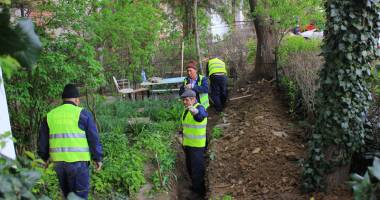 Constanța scapă de cablurile de pe stâlpi. Lucrările îi exasperează pe cetățeni - 5