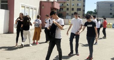 Stire din Cultură-Educație : Admitere în liceele din Constanța. Cine stă  în frunte și cine e la coada clasamentului