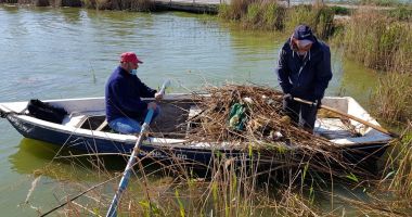 A început marea curățenie pe Lacul Tăbăcărie. Vor să repare și malurile! - 2