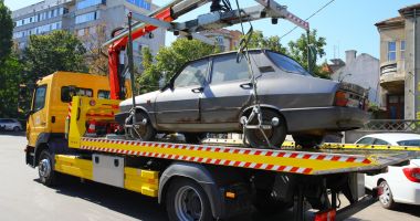 A început „vânătoarea” de vehicule abandonate, la Constanţa - 4