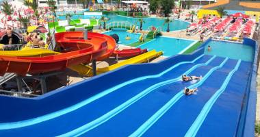 Galerie foto. Adrenalină, senzații tari și multă distracție, la Aqua-Parkul de la Eforie Nord - 5