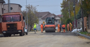 A dat Dumnezeu! A început marea asfaltare în cartierele Compozitorilor și Baba Novac - 9