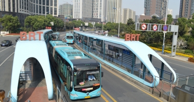 Stire din Social : Constanța anului 2020 sau simple fantezii? Autobuze electrice rapide, piste pentru bicicliști și transport public cu șalupe