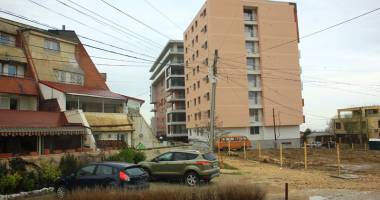 Stire din Social : Scandal imobiliar! Autorizații cu "cântec", constănțeni indignați