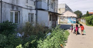 Bloc-fantomă, pe aleea Egretei. "E dezastru, nimeni nu are acte aici!" - 2