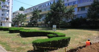 Betoane în loc de iarbă! Două turnuri vor fi ridicate pe spațiu verde,  în Tomis II - 4