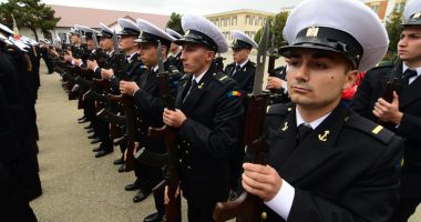 La Academie sau Universitate! Carieră militară pentru elevii constănțeni - 3