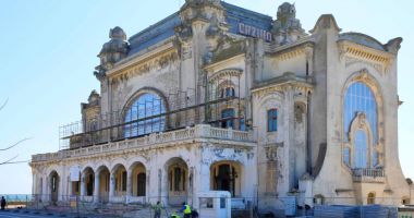 Stire din Social : Renaște Cazinoul din Constanța. Au început lucrările de restaurare