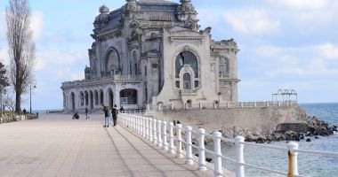 Stire din Politică-Administrație : Un vis devenit realitate. Începe restaurarea Cazinoului Constanța!
