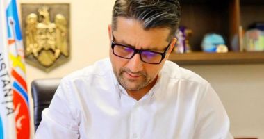 Stire din Politică-Administrație : Edilul Decebal Făgădău: "Centrul Constanței se modernizează cu bani europeni"