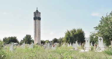 Stire din Eveniment : Marinarii militari din Constanța comemorează eroii Revoluției din 1989