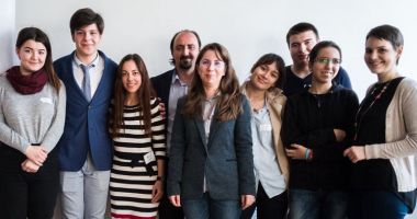 Stire din Cultură-Educație : Cinci elevi constănțeni, în finala europeană a competiției Sci-Tech Challenge 2018