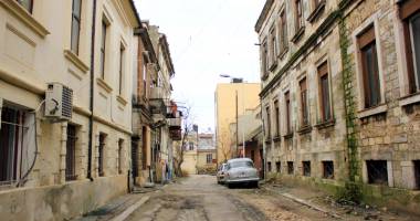 Stire din Social : Când vor fi salvate clădirile istorice ale Constanței? Primăria nu vrea să le cumpere