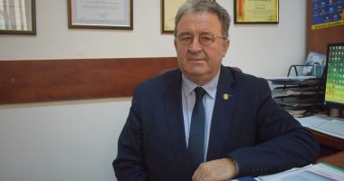 Oaspeți de seamă la Colegiul Național "Mircea cel Bătrân". "Acest concurs reprezintă spiritul european în esența lui!" - 6