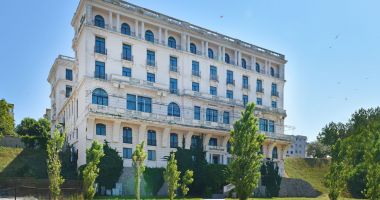 Comori de vânzare, în Constanţa. Cât costă palatele istorice ale bătrânului Tomis? - 3