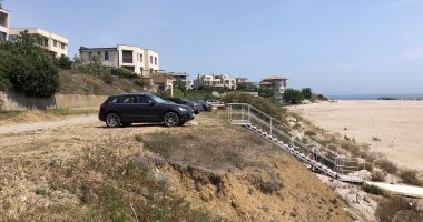Constanța, cu spatele la mare! Fără locuri de parcare și fără drumuri de acces spre plaje - 6