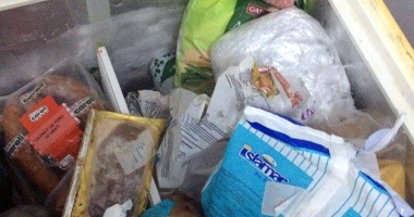 Jale pe terasele din Vama Veche: meniu cu pește expirat! - 2