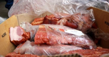 Stire din Social : ȘASE TONE DE CARNE, CONFISCATE LA CONSTANȚA / Ce spun inspectorii DSV