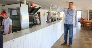 Jale în Mamaia! Restaurante de fițe, închise de OPC: mâncare stricată și mucegăită - 4