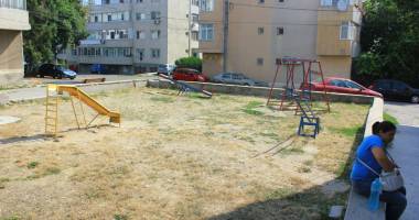 Locurile de joacă din Constanța, adevărate focare de infecție - 5