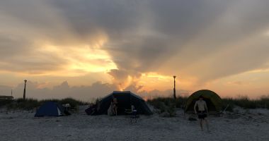 Cu cortul, la mare. Vacanțe inedite, atât pentru turiști, cât și pentru constănțeni - 2