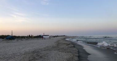 Cu cortul, la mare. Vacanțe inedite, atât pentru turiști, cât și pentru constănțeni - 3