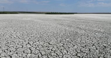 Dezastru în Dobrogea. Lacul sărat Nuntași, secat complet - 2