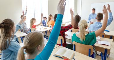 Stire din Cultură-Educație : Educaţie media, o nouă materie la liceu, de anul şcolar următor