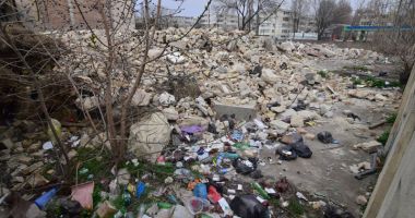 Doi "mastodonți" de pe vremea comunismului, rași de pe fața pământului! - 10