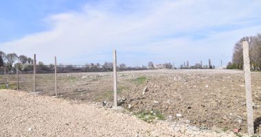 Doi "mastodonți" de pe vremea comunismului, rași de pe fața pământului! - 5