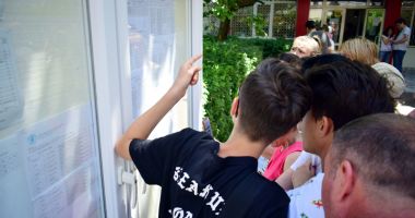 Stire din Cultură-Educație : Examene naționale 2019. Calendarul complet pentru evaluare și bacalaureat