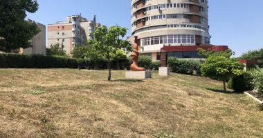 Constanța, cu fața spre mare. Falezele și scările de acces curățate. Reabilitarea mai așteaptă - 4