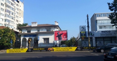 Bulevardul Ferdinand a scăpat de cablurile agățate de stâlpi - 3