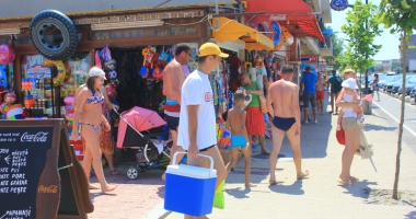 Regulament nou în stațiune.  Cum arată Mamaia în epoca lui Făgădău - 3